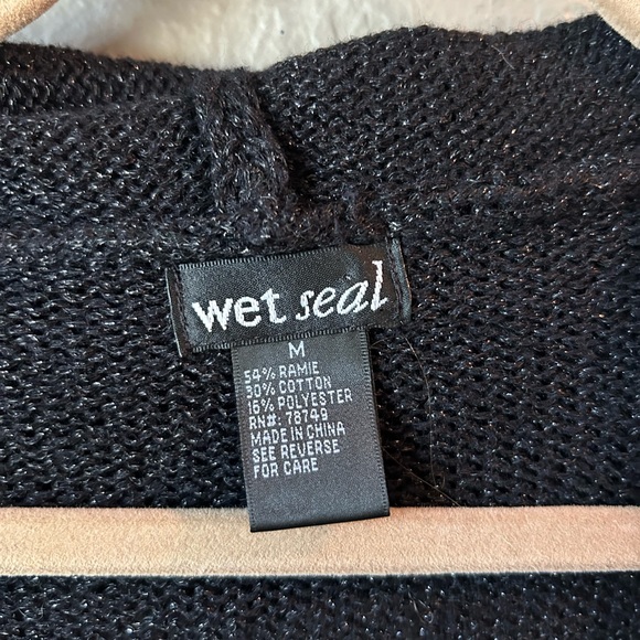 Wet Seal Y2K Shimmer Black Hooded V-neck Pullover with Drawstring Waist - Picture 5 of 6